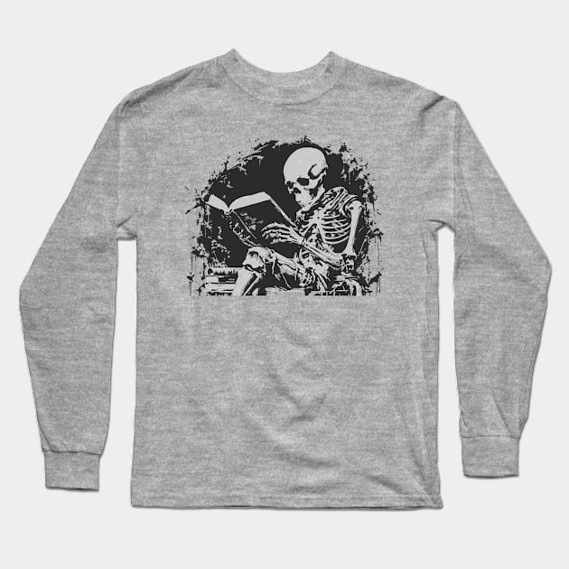 skeleton reading a book Long Sleeve T-Shirt by lkn